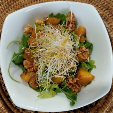 Ensalada con Melocotón
